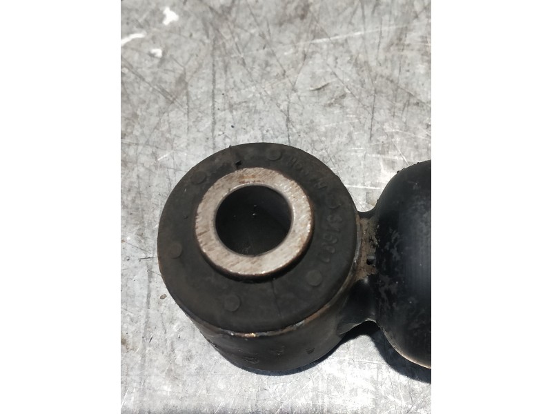 Recambio de amortiguador trasero para peugeot 605 stdt referencia OEM IAM   