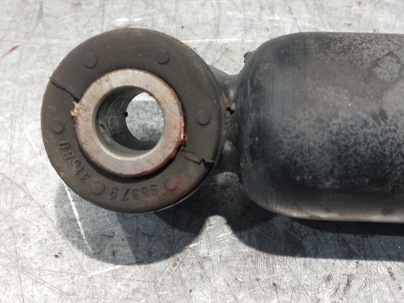 Recambio de amortiguador trasero para peugeot 605 stdt referencia OEM IAM   