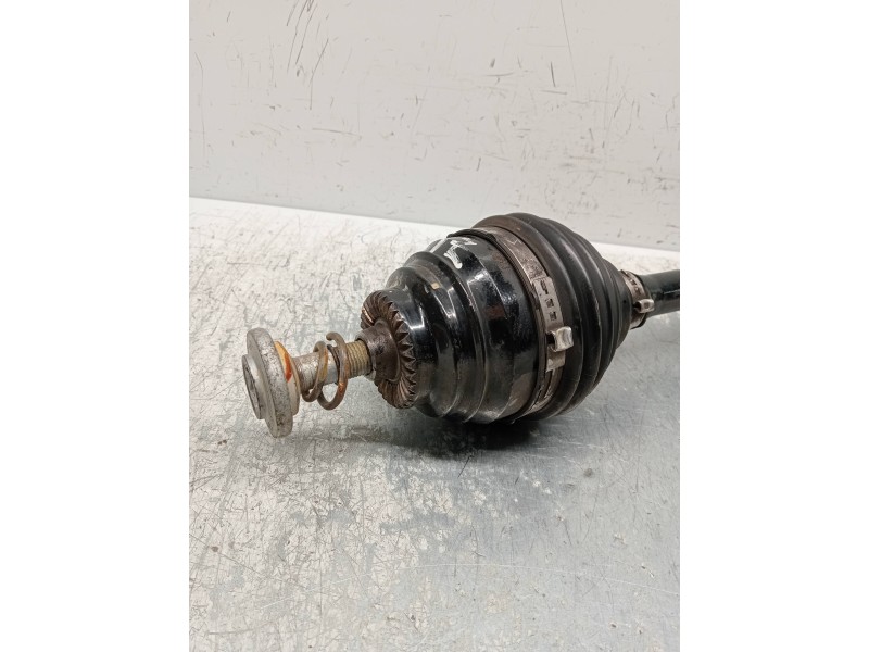Recambio de transmision delantera izquierda para bmw serie x1 (f48) sdrive18d referencia OEM IAM 864337501 15540010 