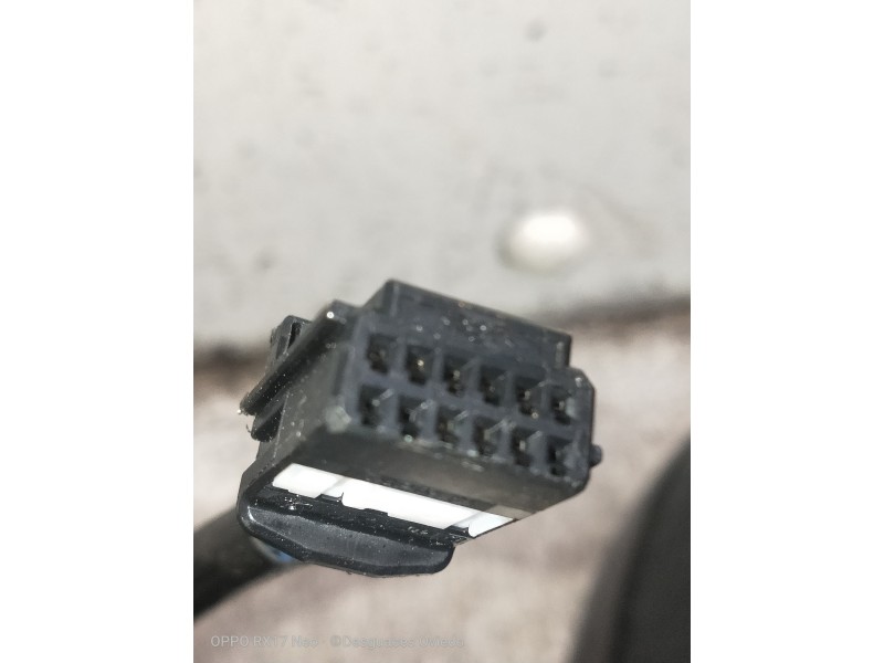 Recambio de retrovisor derecho para renault clio iv referencia OEM IAM ELECTRICO 1 ENCHUFE 9 CABLES