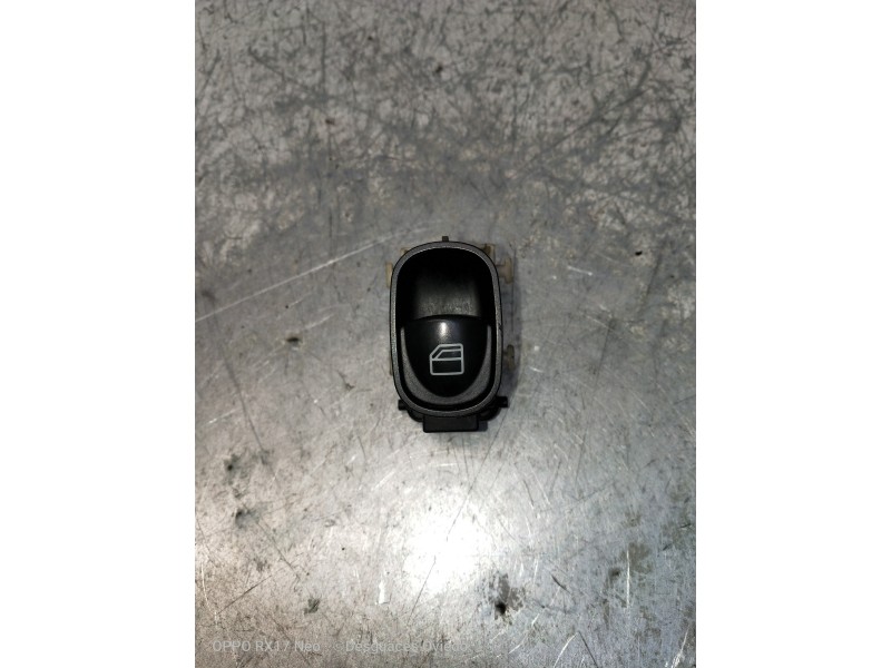 Recambio de mando elevalunas delantero derecho para mercedes clase c (w203) sportcoupe c 220 cdi (203.706) referencia OEM IAM A2