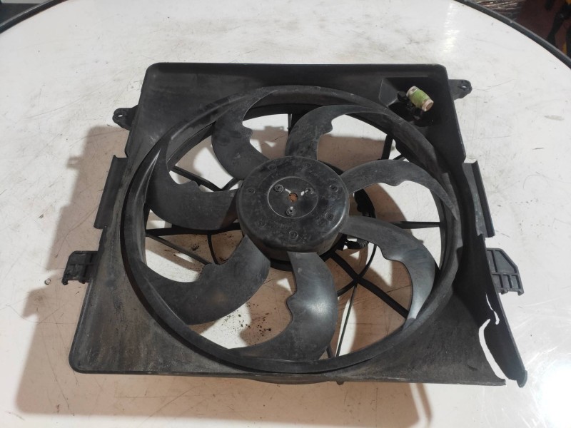 Recambio de electroventilador para hyundai i40 cw gl tecno referencia OEM IAM   