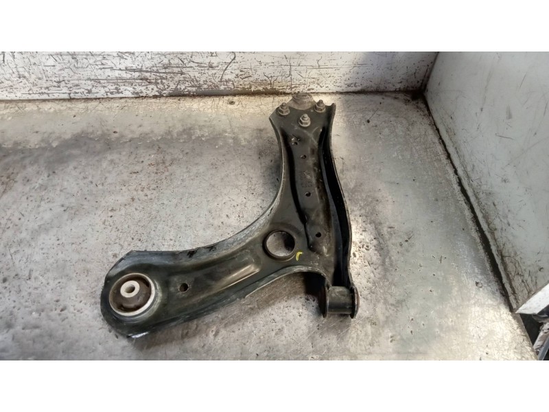 Recambio de brazo suspension inferior delantero derecho para seat toledo (kg3) style referencia OEM IAM 6R0407152F  