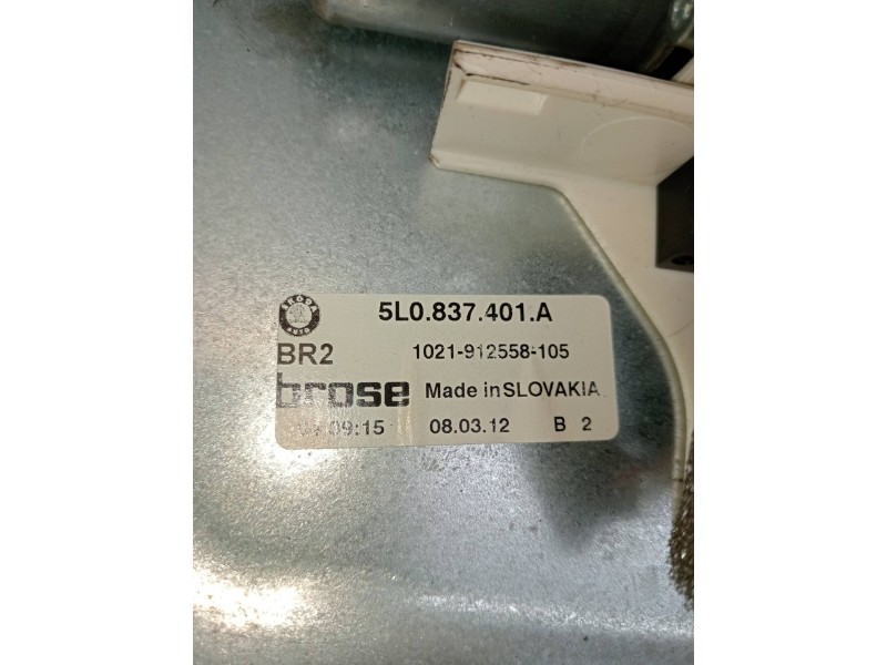 Recambio de elevalunas delantero izquierdo para skoda yeti ambition referencia OEM IAM 5L0837401A  5P
