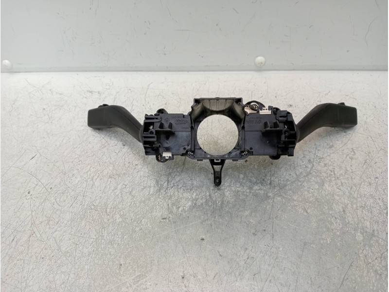 Recambio de mando luces para skoda yeti ambition referencia OEM IAM 5K0953521BN  