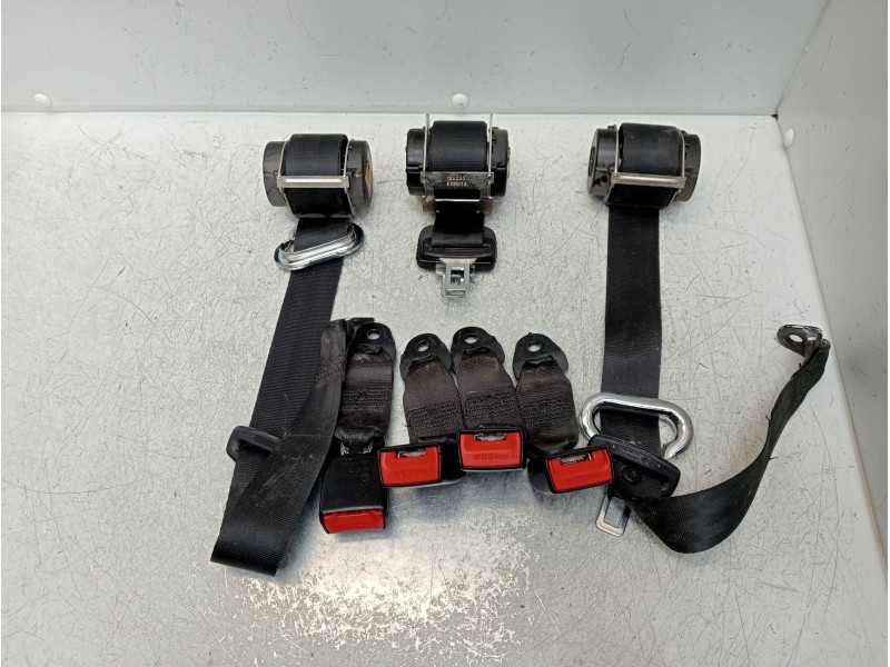 Recambio de juego cinturones trasero para skoda yeti ambition referencia OEM IAM   