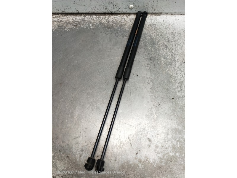 Recambio de amortiguadores maletero / porton para skoda yeti ambition referencia OEM IAM 5L682755003S 032495 0490N