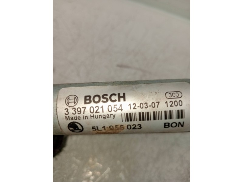 Recambio de motor limpia delantero para skoda yeti ambition referencia OEM IAM 5L1955023 3397021054 