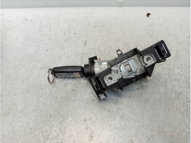 Recambio de conmutador de arranque para skoda yeti ambition referencia OEM IAM 1K0905851  