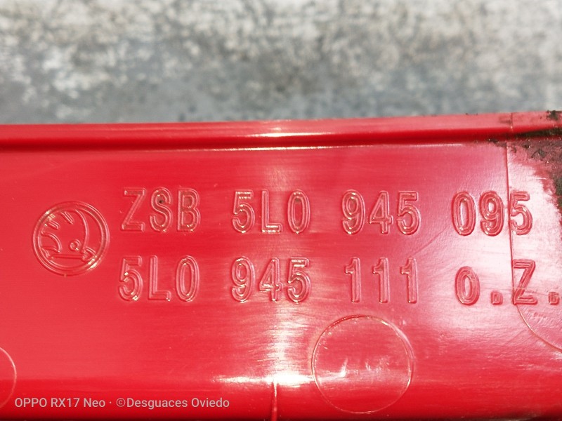Recambio de piloto trasero izquierdo para skoda yeti ambition referencia OEM IAM ZSB5L0945095 5L0945111 
