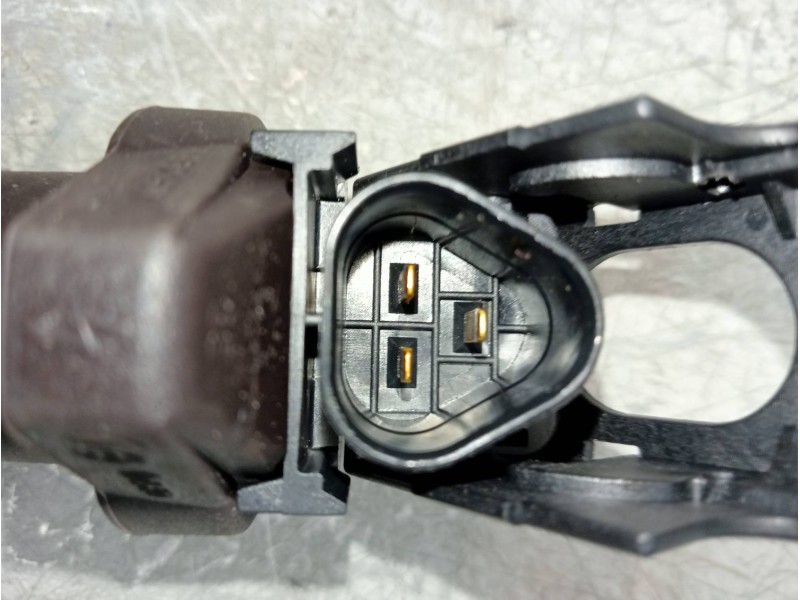 Recambio de bobina encendido para peugeot 207 urban referencia OEM IAM 0221504470  