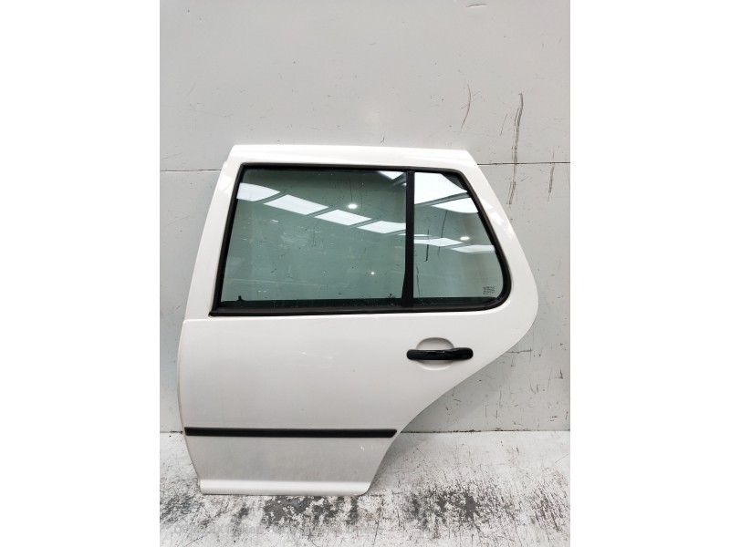Recambio de puerta trasera izquierda para volkswagen golf iv berlina (1j1) conceptline referencia OEM IAM   5P