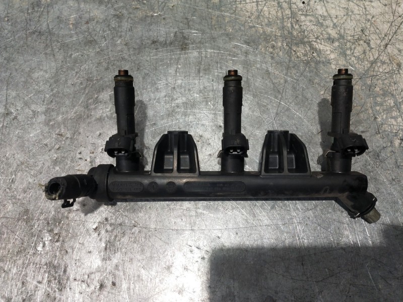 Recambio de rampa inyectora para skoda fabia (5j2 ) urban referencia OEM IAM 03D133329B 830133319K 