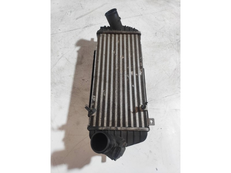 Recambio de intercooler para hyundai i40 cw gl tecno referencia OEM IAM 282702A800  