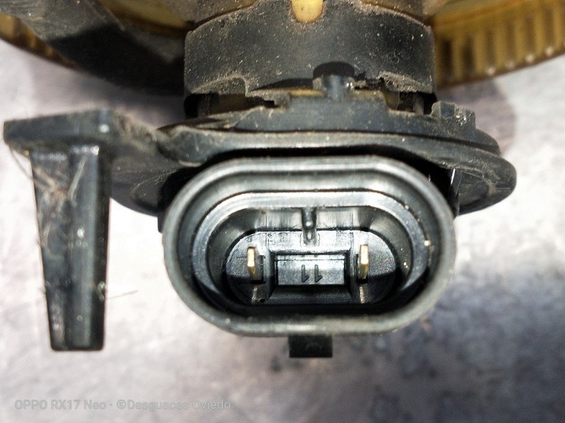 Recambio de faro antiniebla derecho para skoda fabia (5j2 ) urban referencia OEM IAM 7H0941700C  