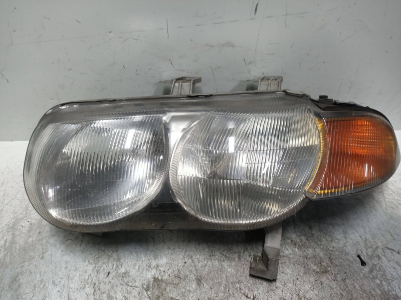 Recambio de faro izquierdo para mg rover mg zs zs 180 referencia OEM IAM   