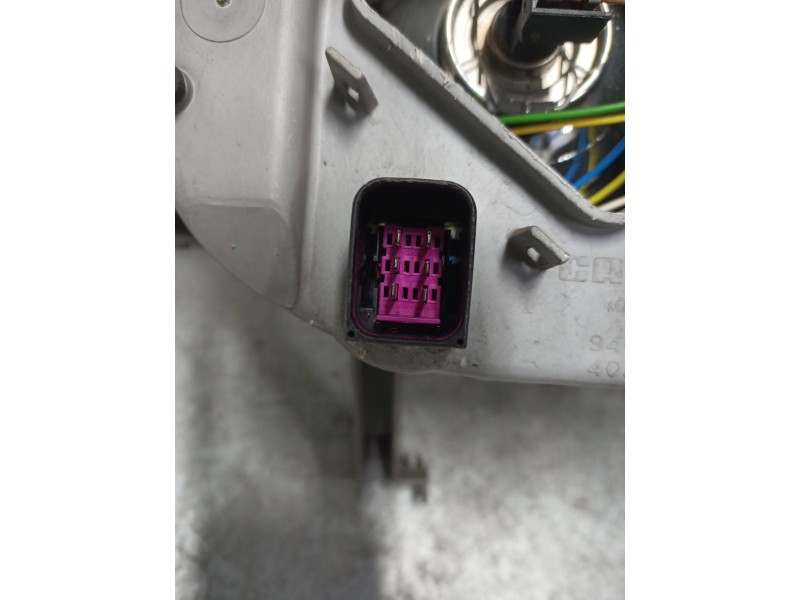 Recambio de faro izquierdo para mg rover mg zs zs 180 referencia OEM IAM   