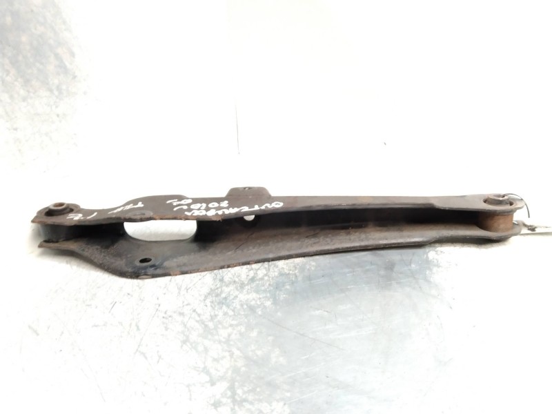 Recambio de brazo suspension inferior trasero izquierdo para mitsubishi outlander (cu0w) 2.0 4wd referencia OEM IAM   