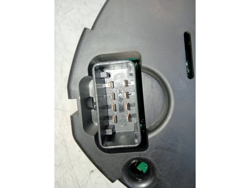 Recambio de cuadro instrumentos para skoda fabia (5j2 ) urban referencia OEM IAM 5J0920811B  