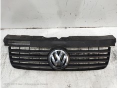 Recambio de rejilla delantera para volkswagen t5 transporter/furgoneta combi referencia OEM IAM 7H08071015  