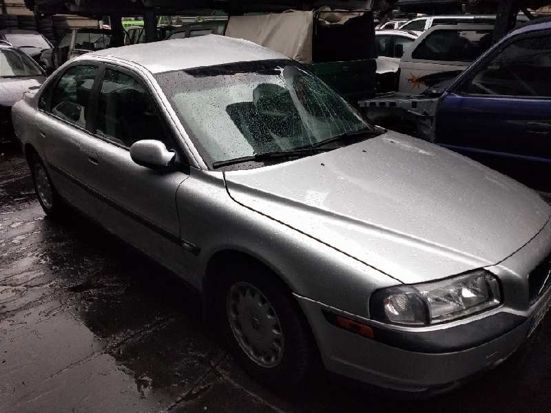 volvo s80 berlina del año 1999