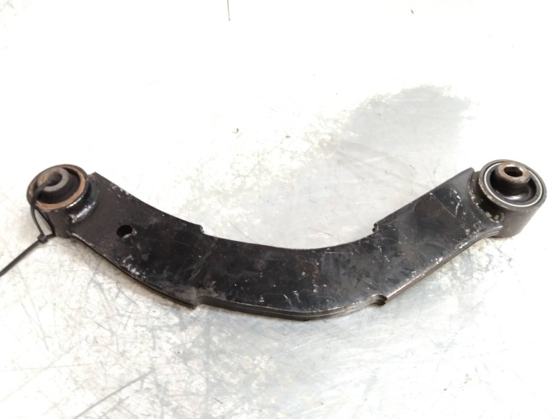 Recambio de brazo suspension superior trasero izquierdo para mitsubishi outlander (cu0w) 2.0 cat referencia OEM IAM   