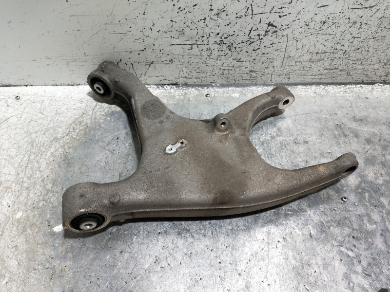 Recambio de brazo suspension inferior trasero derecho para audi a6 allroad quattro (4gh) 3.0 v6 24v tdi referencia OEM IAM 8R050