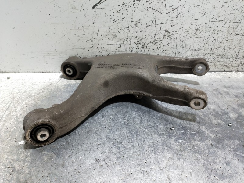 Recambio de brazo suspension inferior trasero derecho para audi a6 allroad quattro (4gh) 3.0 v6 24v tdi referencia OEM IAM 8R050