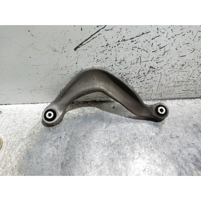 Recambio de brazo suspension superior trasero izquierdo para audi a6 allroad quattro (4gh) 3.0 v6 24v tdi referencia OEM IAM 8K0