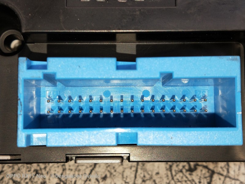 Recambio de mando calefaccion / aire acondicionado para opel vectra c berlina club referencia OEM IAM 13138196ECC3200 69560002 