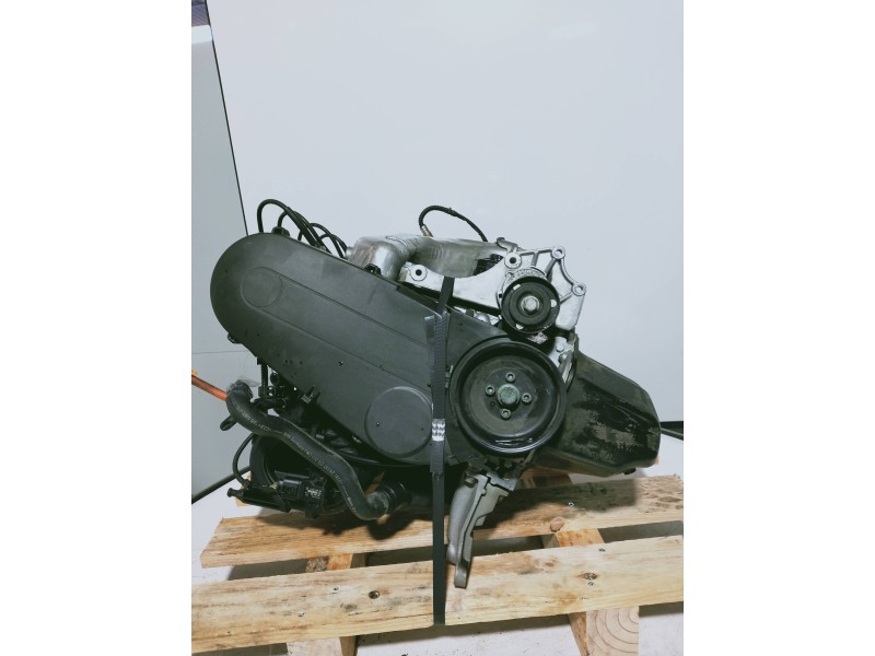 Recambio de motor completo para seat ibiza (6k1) signo referencia OEM IAM AKK 028296 