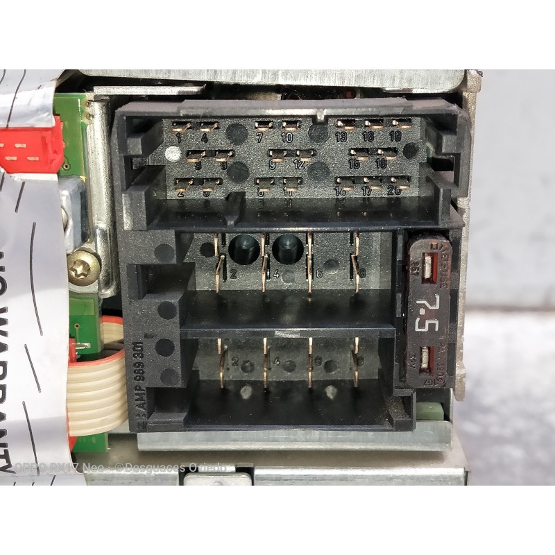 Recambio de sistema audio / radio cd para opel vectra c berlina club referencia OEM IAM 330886636 13150752 