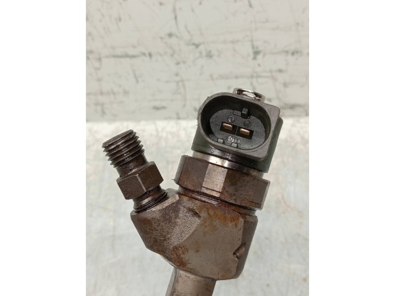 Recambio de inyector para mercedes clase c (w203) sportcoupe c 220 cdi (203.706) referencia OEM IAM 0445110072 A6110700987 BOSCH