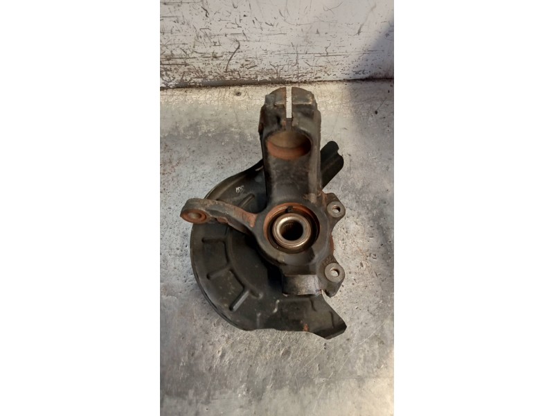 Recambio de mangueta delantera izquierda para seat toledo (kg3) style referencia OEM IAM   