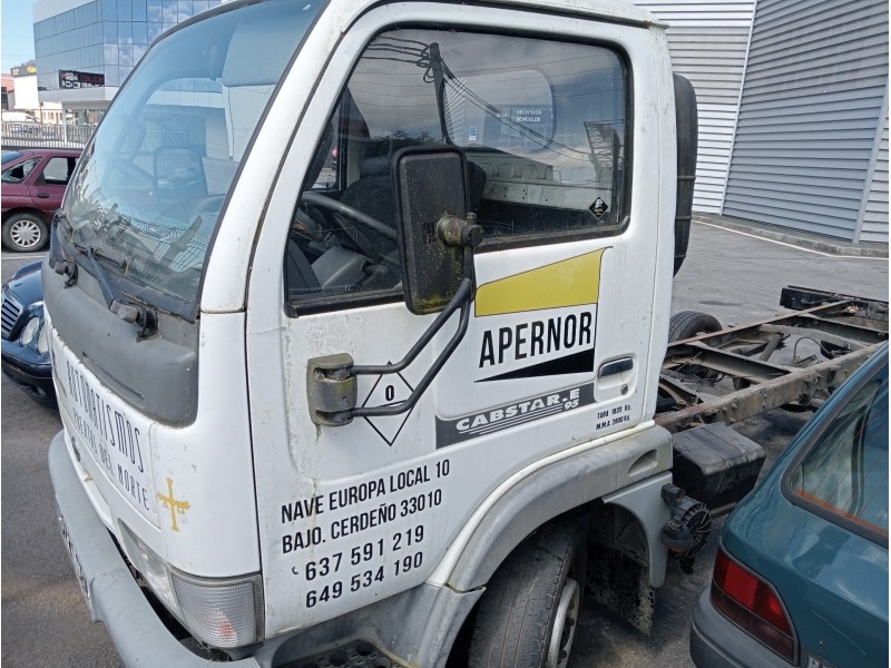 nissan cabstar e del año 2002