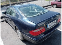 mercedes clase clk (w208) coupe del año 2000 2