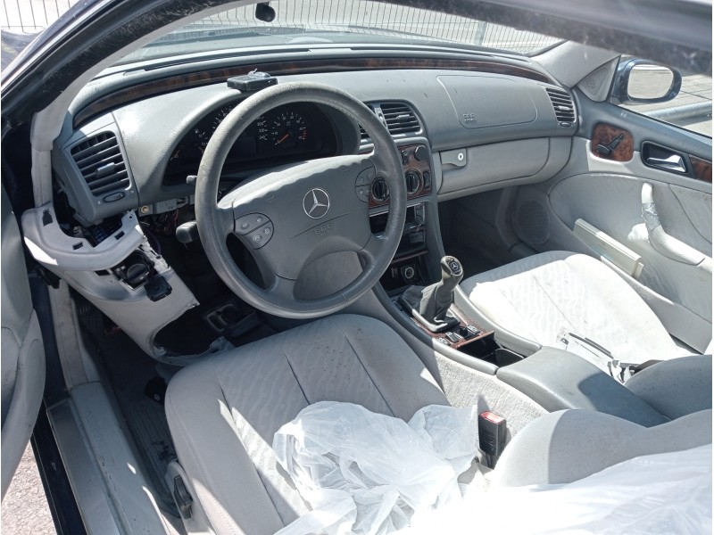 mercedes clase clk (w208) coupe del año 2000 mercedes clase clk (w208) coupe del año 2000