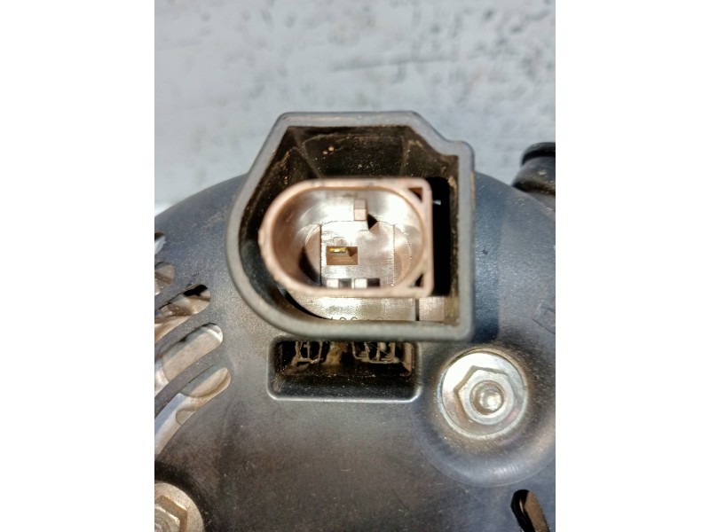 Recambio de alternador para land rover evoque dynamic referencia OEM IAM BJ3210300AC 1042106360 DENSO
