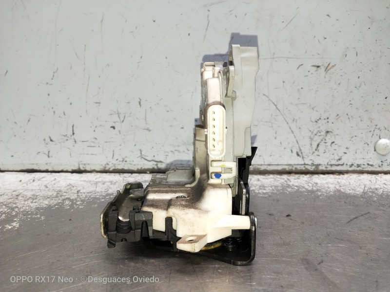 Recambio de motor cierre centralizado trasero derecho para audi a4 ber. (b8) 2.0 16v tdi referencia OEM IAM 8K0839016C  4P