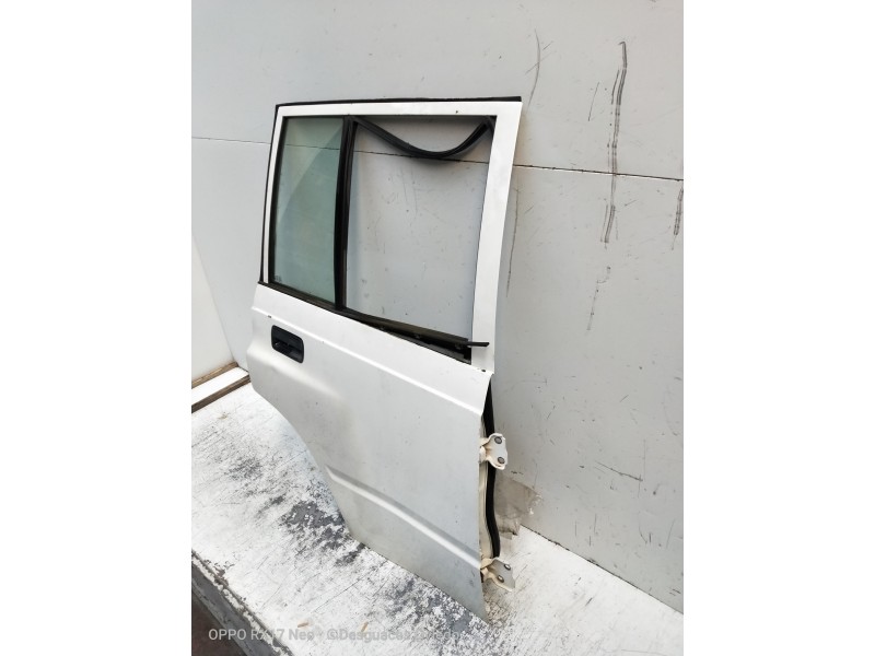 Recambio de puerta trasera derecha para santana 350 2.0 hdi referencia OEM IAM   4P