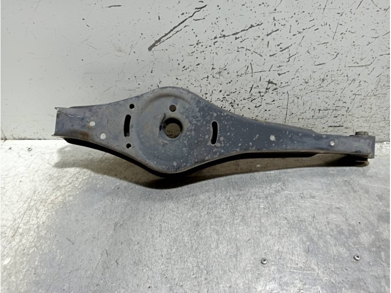 Recambio de brazo suspension inferior trasero izquierdo para skoda yeti ambition referencia OEM IAM   