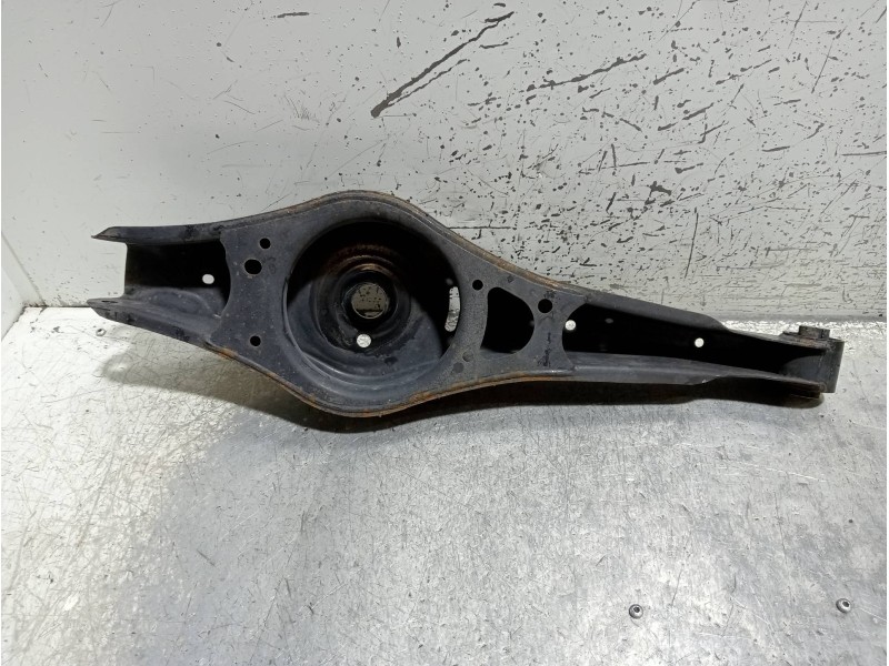 Recambio de brazo suspension inferior trasero izquierdo para skoda yeti ambition referencia OEM IAM   
