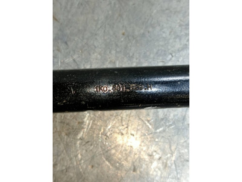 Recambio de brazo suspension superior trasero derecho para skoda yeti ambition referencia OEM IAM 1K0501519H  