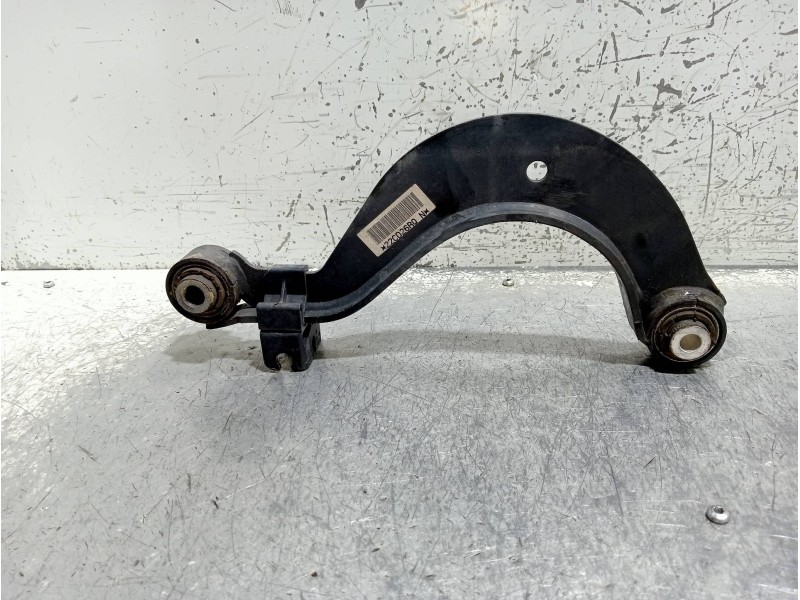 Recambio de brazo suspension superior trasero derecho para skoda yeti ambition referencia OEM IAM 1K0505323  