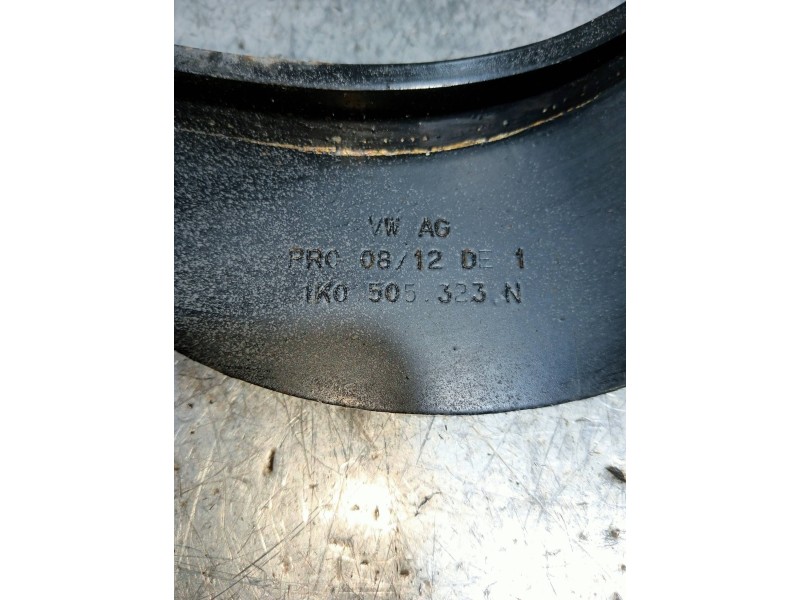 Recambio de brazo suspension superior trasero izquierdo para skoda yeti ambition referencia OEM IAM 1K0505323N  