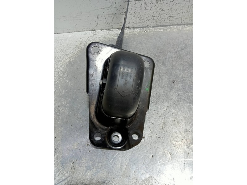 Recambio de brazo suspension superior trasero izquierdo para skoda yeti ambition referencia OEM IAM 1K0505225H  