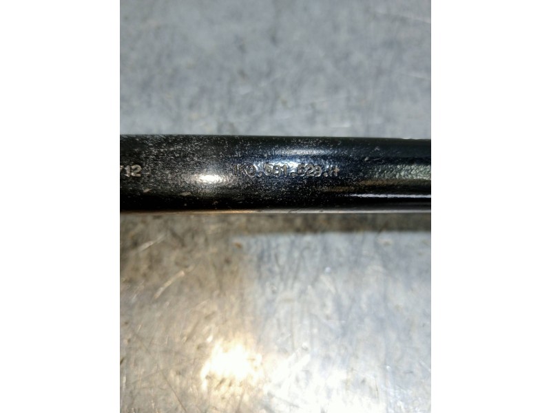 Recambio de brazo suspension superior trasero izquierdo para skoda yeti ambition referencia OEM IAM 1K0501529H  