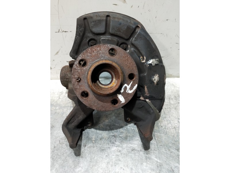 Recambio de mangueta delantera izquierda para volkswagen golf iv berlina (1j1) conceptline referencia OEM IAM   