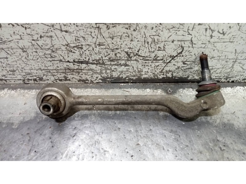 Recambio de brazo suspension superior delantero izquierdo para bmw serie 3 berlina (e46) 320d referencia OEM IAM    Recambio de brazo suspension superior delantero izquierdo para bmw serie 3 berlina (e46) 320d referencia OEM IAM