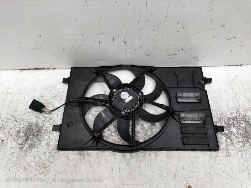 Recambio de electroventilador para audi a3 (8vk) basic referencia OEM IAM 5Q0121205AP 5Q0121207BD 